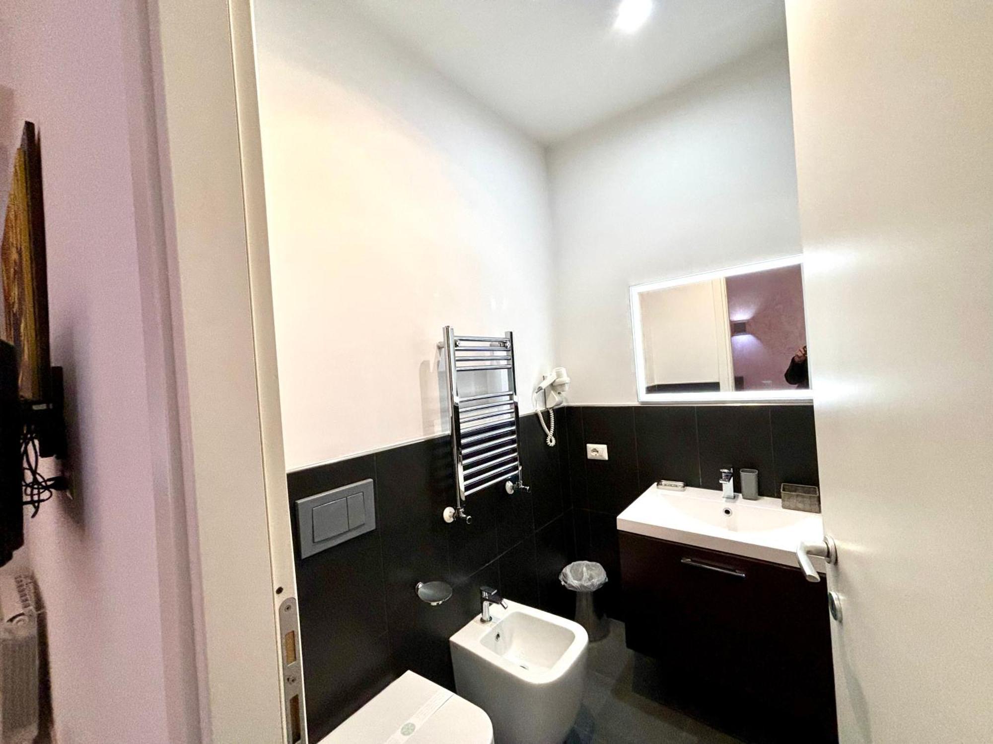 Bed and breakfast Chroma Italy - Chroma Tessera Roma